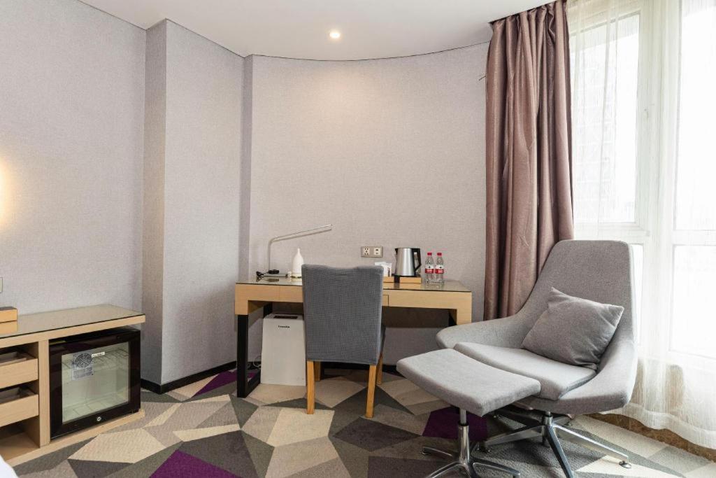 Lavande Hotel Nanchang Ai XI Hu Subway East Station Branch Esterno foto