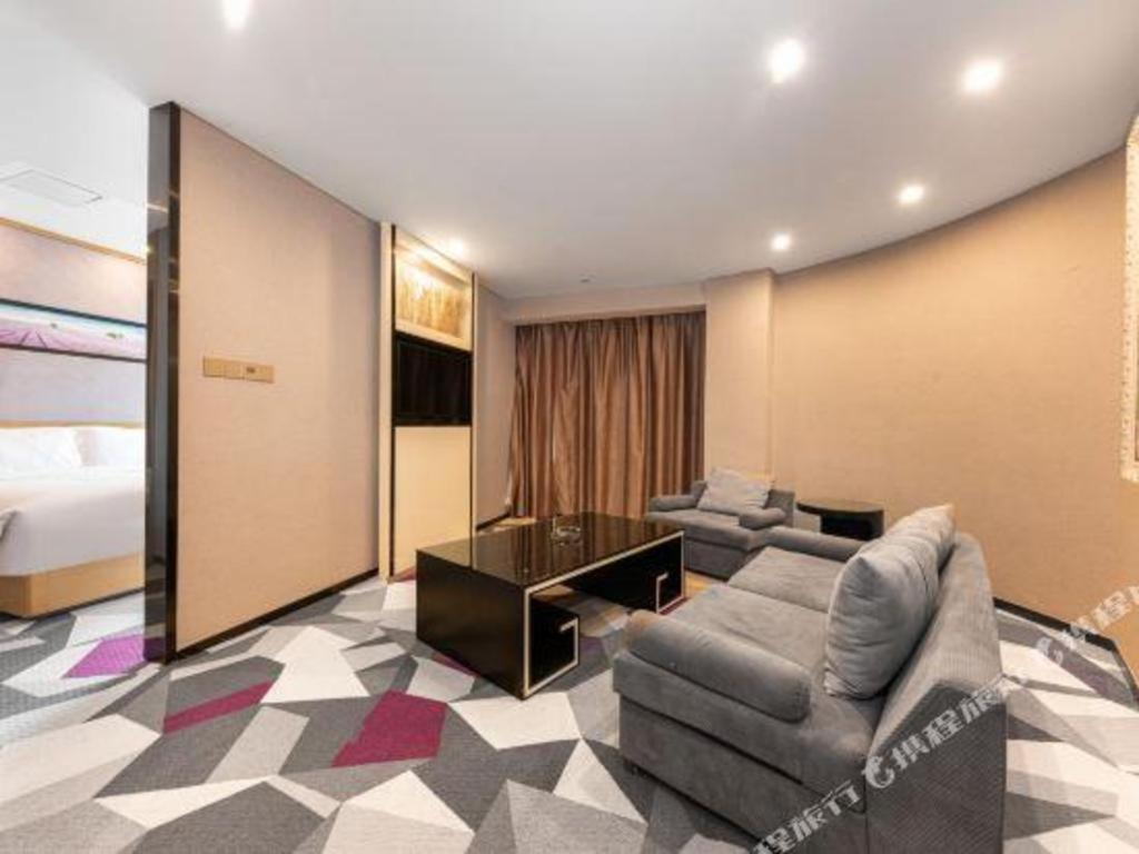 Lavande Hotel Nanchang Ai XI Hu Subway East Station Branch Esterno foto